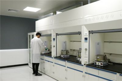  R & D laboratory 